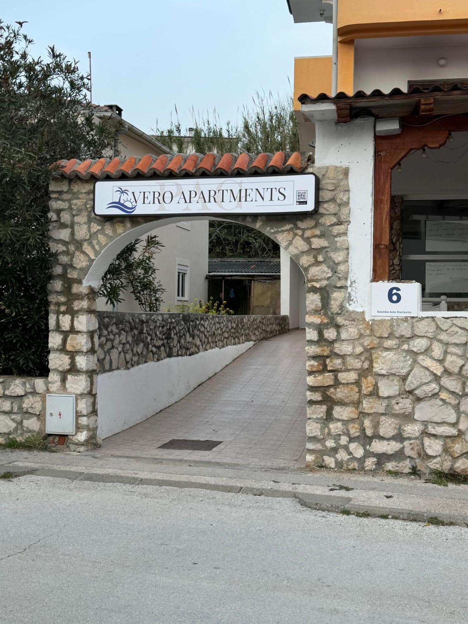 Pag Vero Apartments Pag Town Bagian luar foto