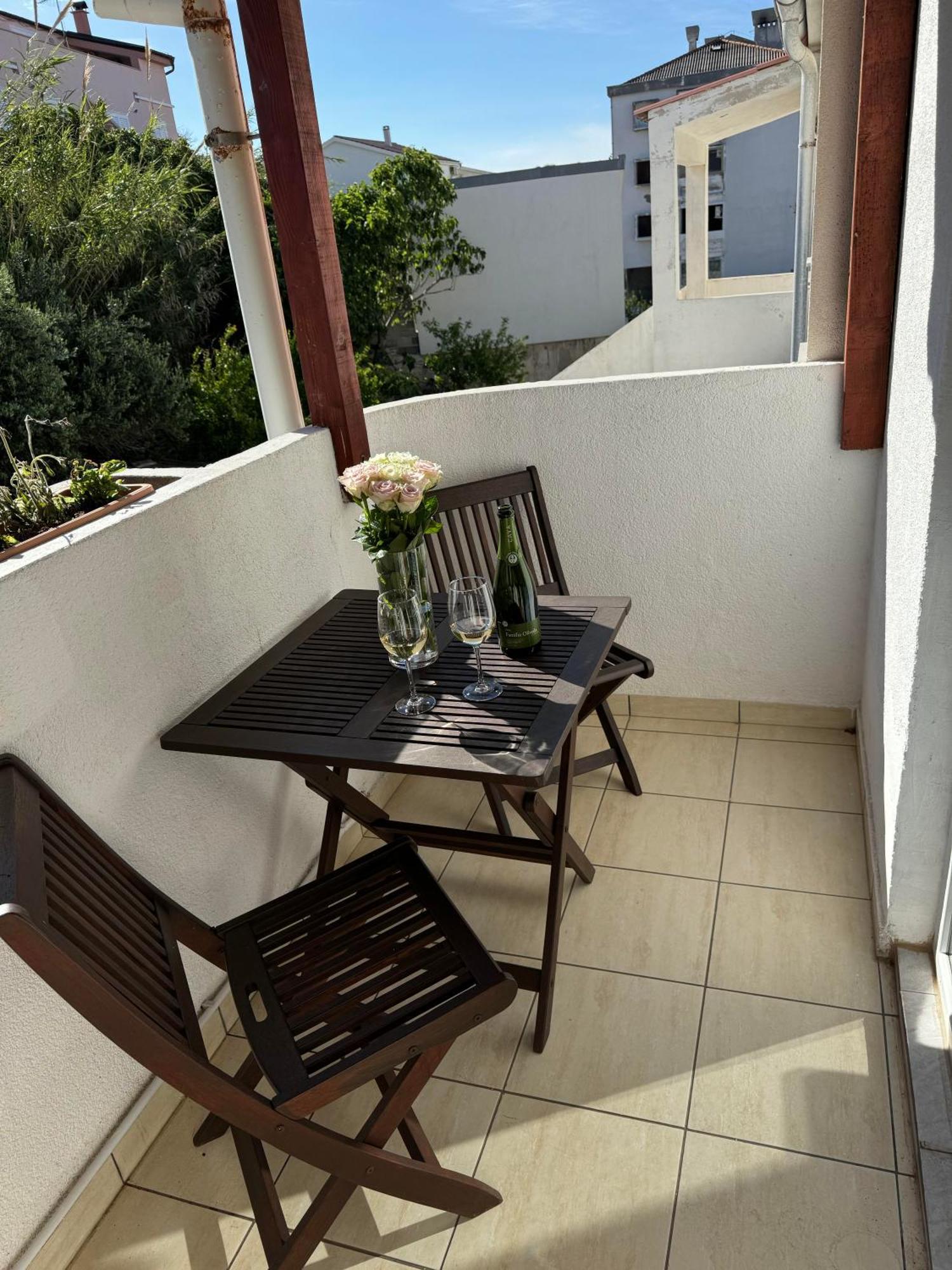 Pag Vero Apartments Pag Town Bagian luar foto
