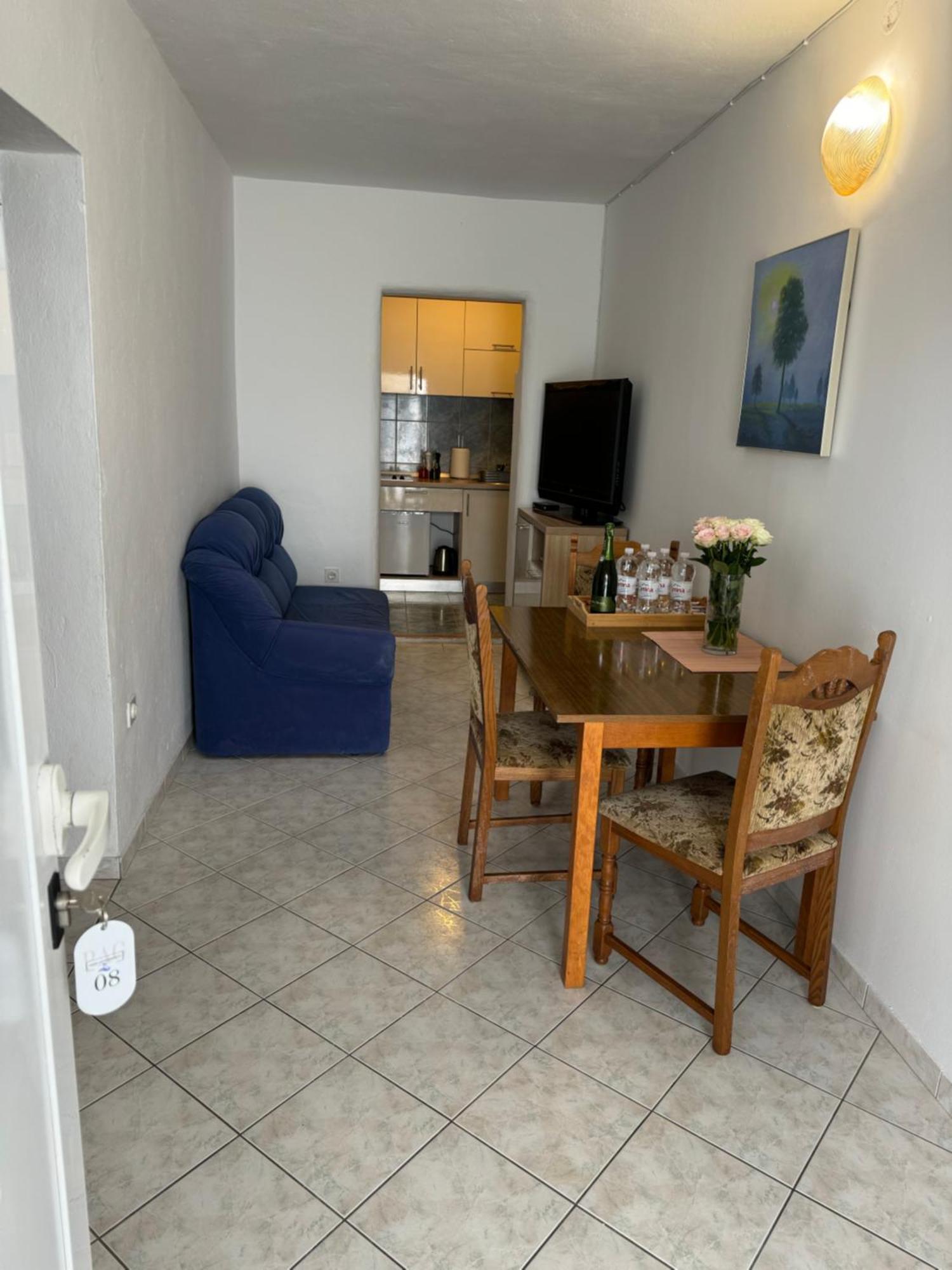 Pag Vero Apartments Pag Town Bagian luar foto