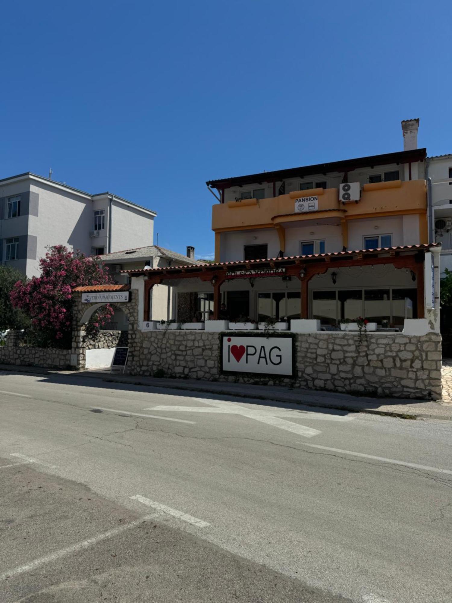Pag Vero Apartments Pag Town Bagian luar foto